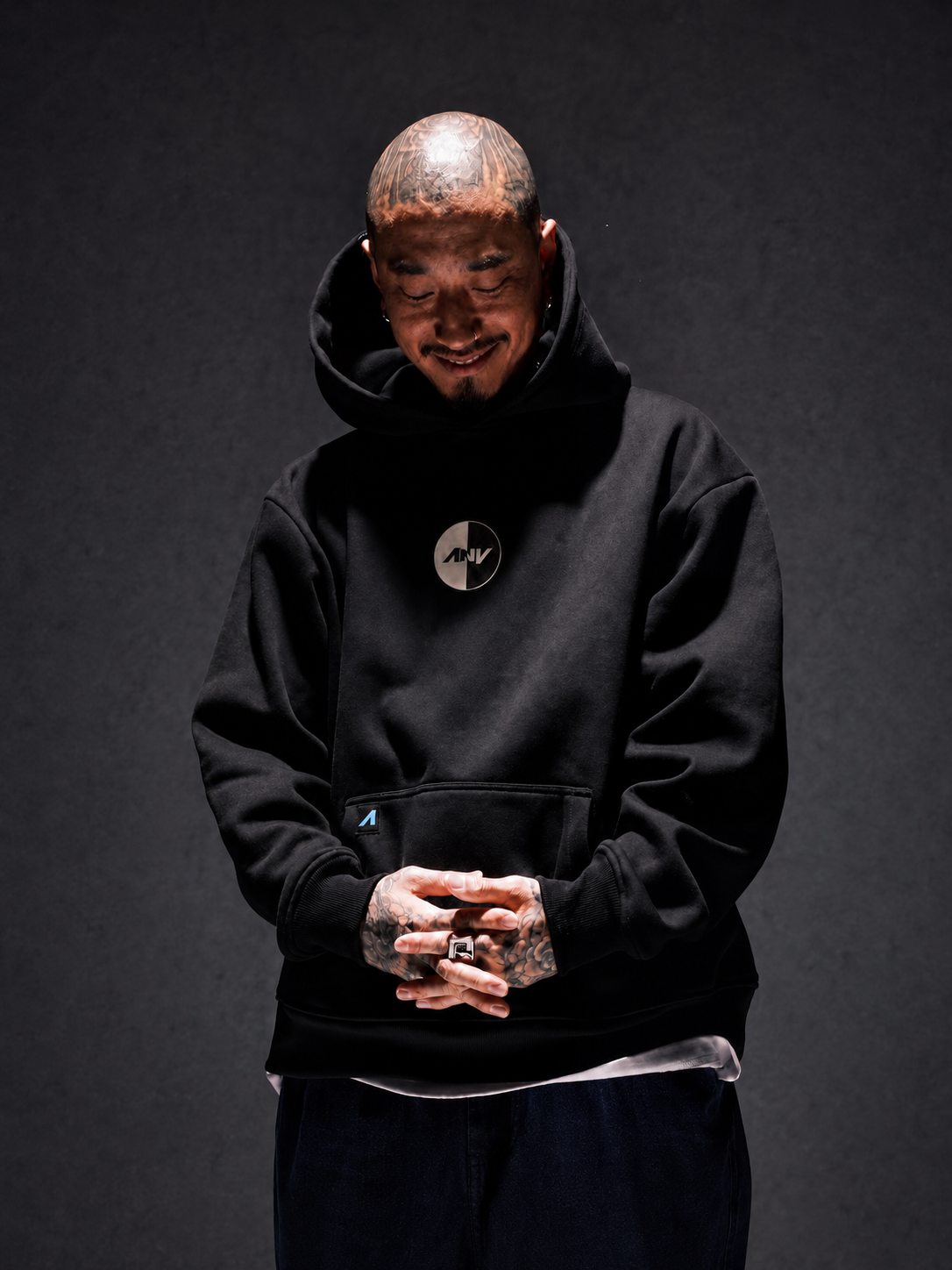 "Duality" Patched Relax Hood (Black)